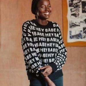 Brunette the Label - "Hey Babe" all over text knit sweater - Oversize Size XS/S